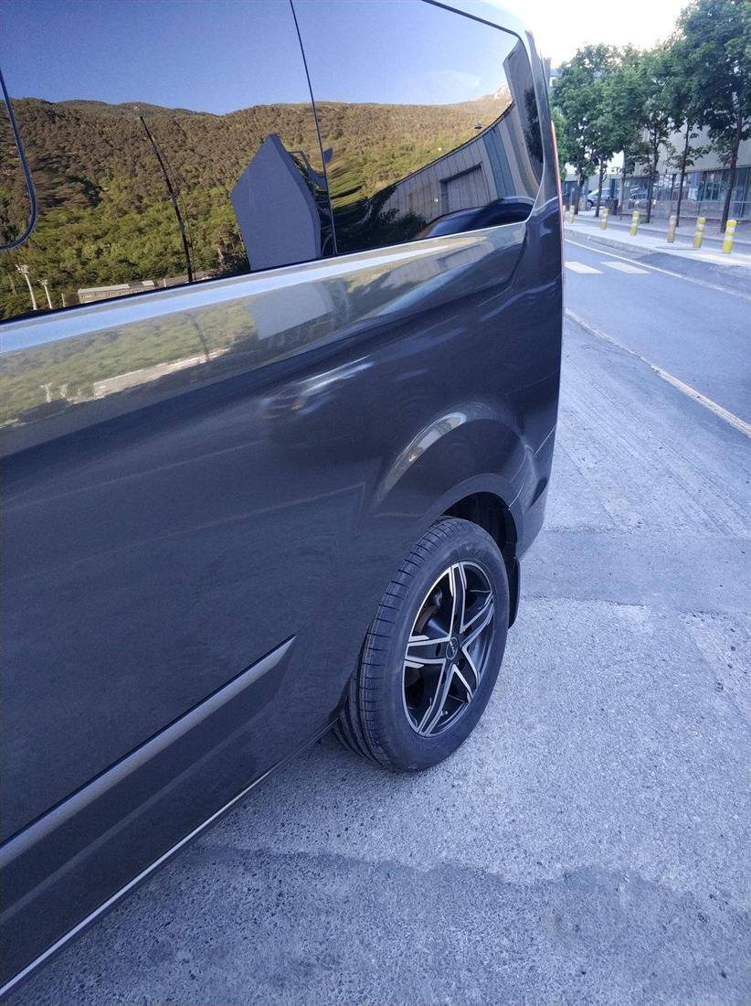 Ford Custom – llantas 17"