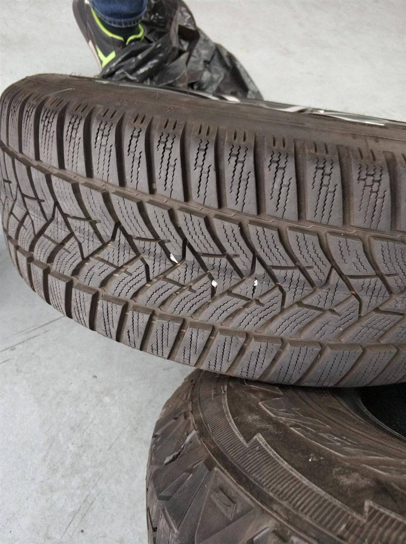 205/50 R17